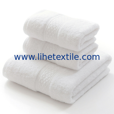 Luxury 100% cotton bath towel set with customized logo pattern