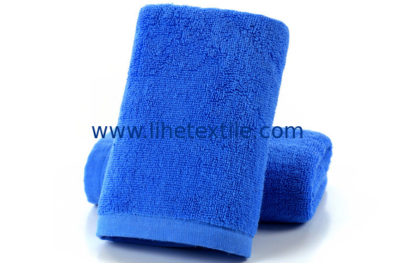Luxury 100% cotton bath towel set with customized logo pattern