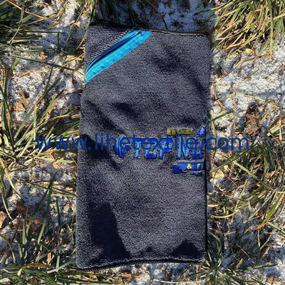 Customized Logo Soft Absorbent Cartoon Pattern 100% Cotton Towel with Pocket