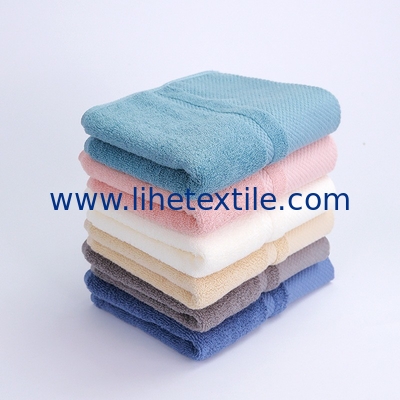 Customized logo 100% pure cotton embroidered thick bath towel