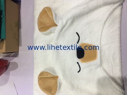 Hotsale high water absorption soft fabric kids white bamboo fiber  bath towels baby towel with hood animal