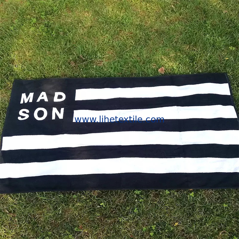 Black and white striped jacquard beach towel cotton terry woven yarn dyed jacquard towel custom luxury jacquard towels