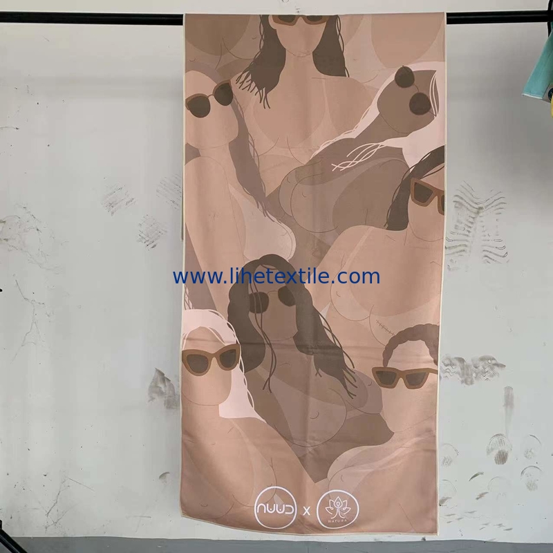 High quality eco friendly compact custom logo quick dry microfiber suede sublimation printed beach towel sand free