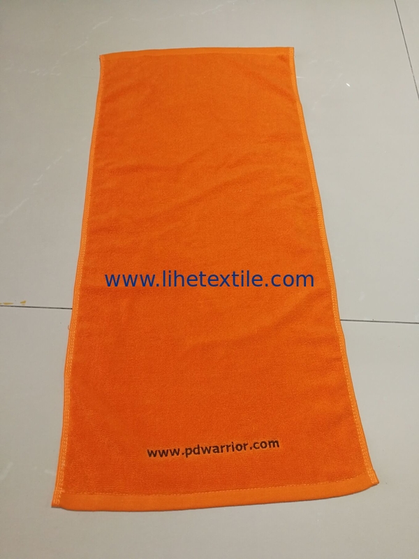 Wholesale super cheap 100% cotton custom fabric plain color embroidery logo beach towel
