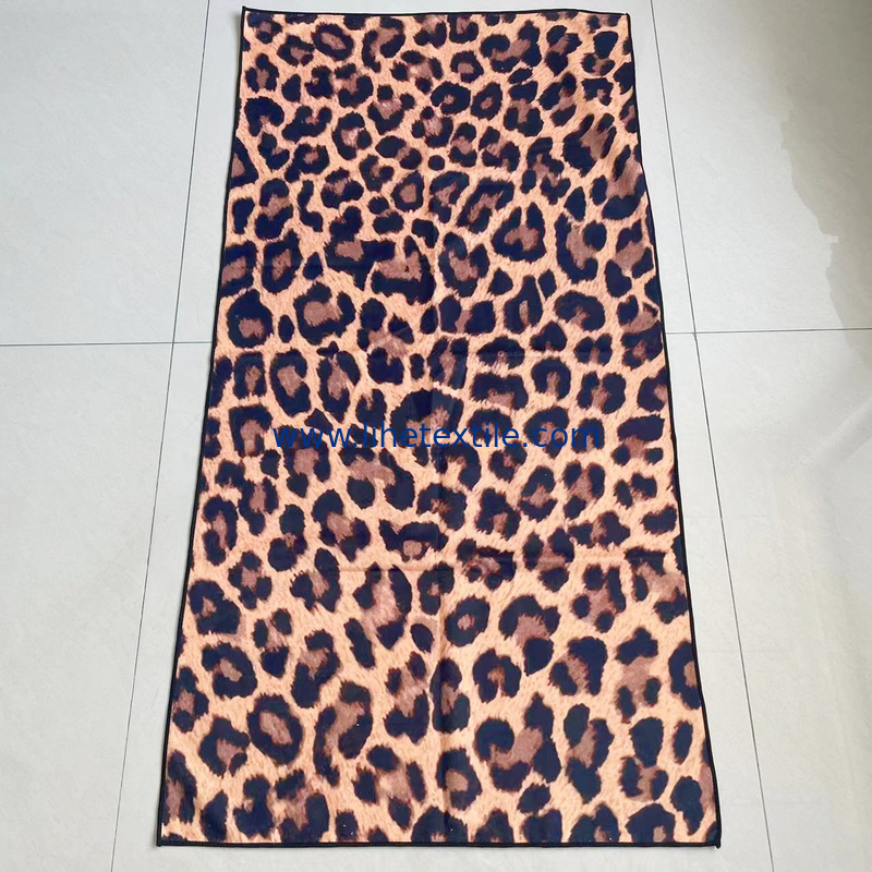 Quick Dry Absorbent Terry Cloth Towel Oversized Sand Free Swim Towel Sexy Spotted Cheetah Leopard Print Beach Towel for